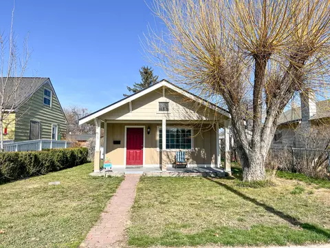 967 E 1st St, Prineville, OR 97754