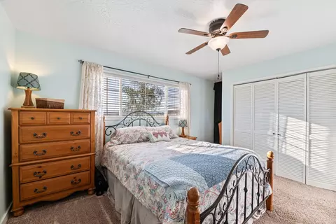 Bedroom - 2795 Ball Rd, Eagle Point, OR 97524 photo 4 of 4