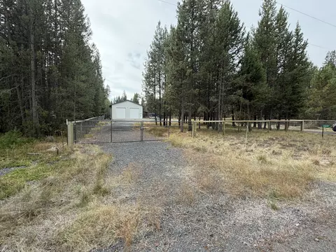 17037 Downey Rd, Bend, OR 97707 photo 5