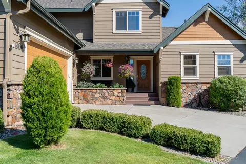 Exterior - 61416 Cougar Trl, Bend, OR 97701 photo 3 of 15