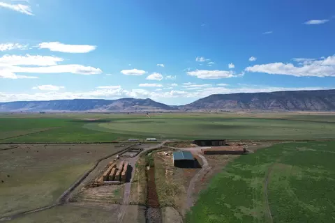 22566 Highway 140, Adel, OR 97620