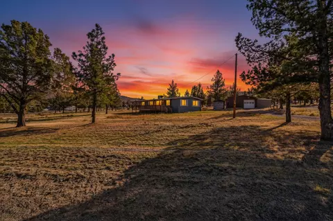 1384 SE Akins Dr, Prineville, OR 97754