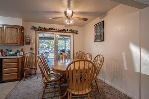 614 W Gregory Rd, Central Point, OR 97502 photo 5