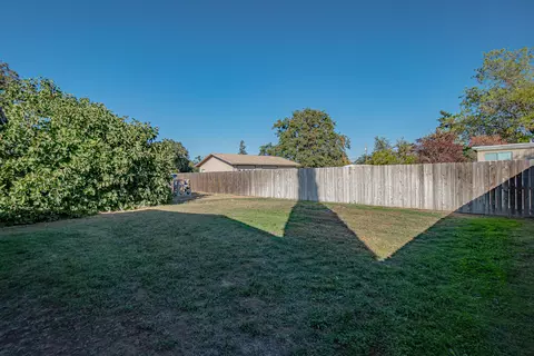 614 W Gregory Rd, Central Point, OR 97502 photo 16