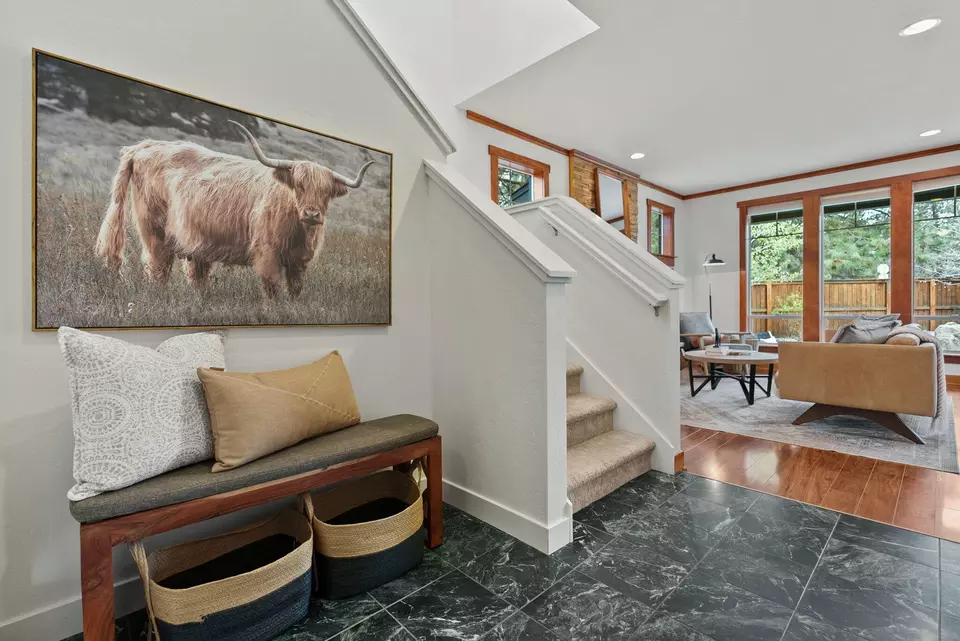 Entry Way - 450 S Timber Creek Dr, Sisters, OR 97759 photo 1 of 4