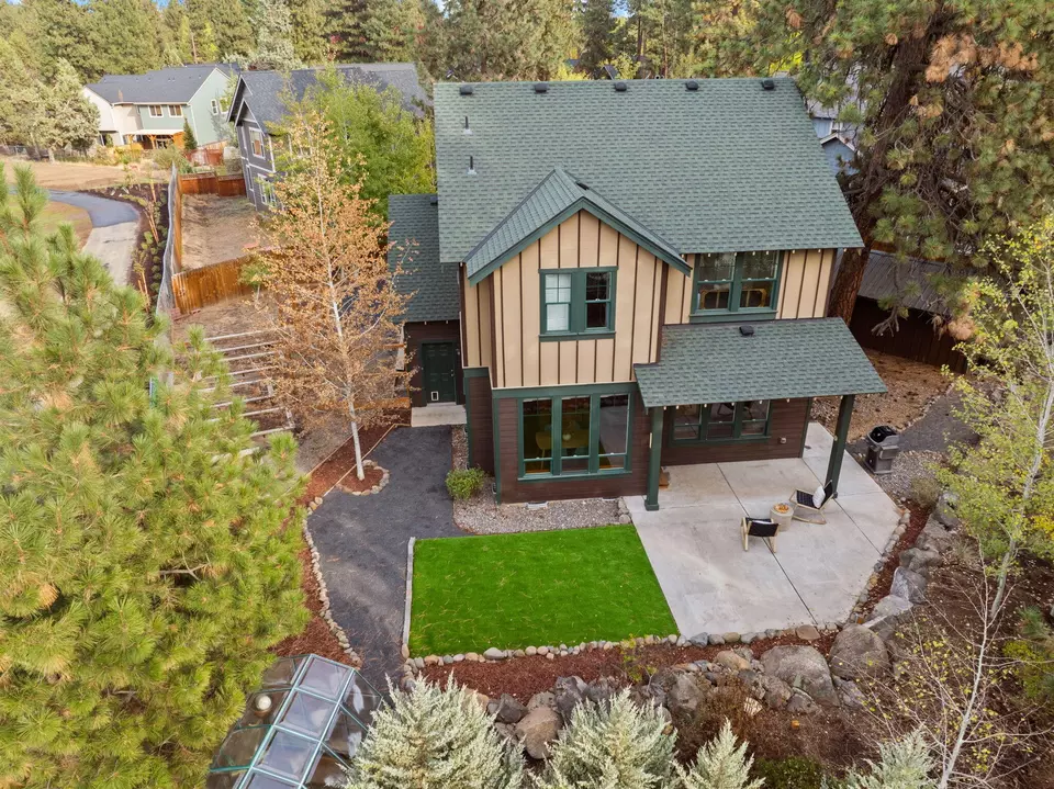 Exterior - 450 S Timber Creek Dr, Sisters, OR 97759 photo 13 of 15