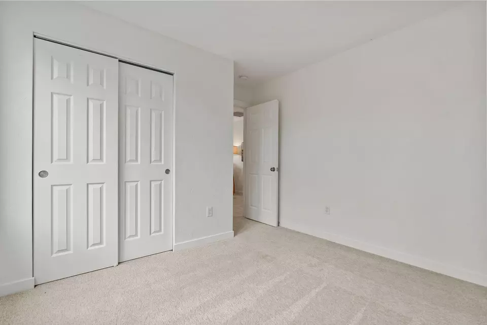 Bedroom - 450 S Timber Creek Dr, Sisters, OR 97759 photo 6 of 6
