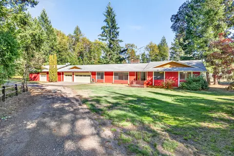459 Fir Canyon Rd, Grants Pass, OR 97527