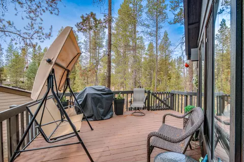 18034 Witchhazel Ln, Sunriver, OR 97707 photo 6