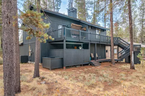 18034 Witchhazel Ln, Sunriver, OR 97707 photo 3