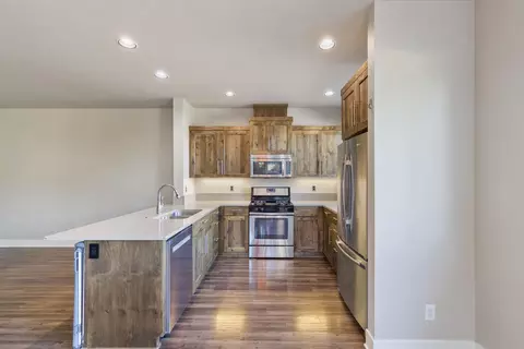 Kitchen - 748 NE Vail Ln, Bend, OR 97701 photo 1 of 4