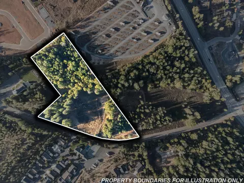 laurel road #TL200, Cave Junction, OR 97523