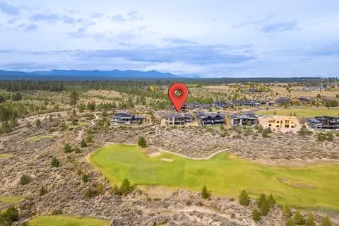 View/Area - 19107 Cartwright Ct, Bend, OR 97702 photo 4 of 4