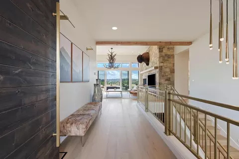 Entry Way - 19107 Cartwright Ct, Bend, OR 97702 photo 2 of 4