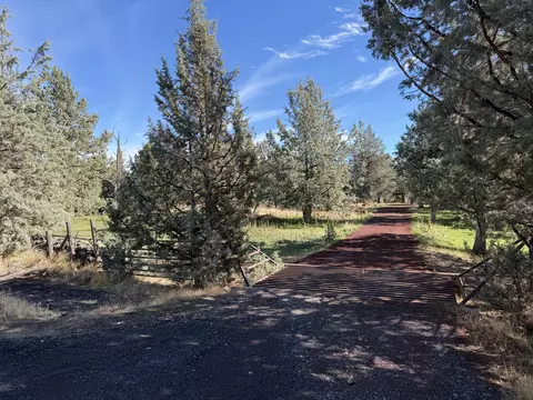 ne 41st street, Redmond, OR 97756