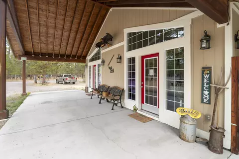 152113 Silver Spur Rd, La Pine, OR 97739