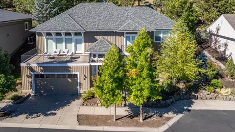 2525 NW 1st St, Bend, OR 97703