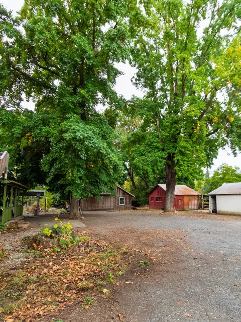 419 E Main St, Rogue River, OR 97537 photo 51