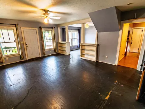 419 E Main St, Rogue River, OR 97537 photo 5