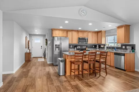 Other - 686 Sheffield Dr, Eagle Point, OR 97524 photo 5 of 9