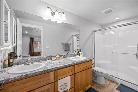Other - 686 Sheffield Dr, Eagle Point, OR 97524 photo 6 of 9