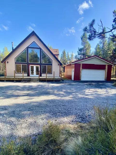 54896 Huntington Rd, Bend, OR 97707