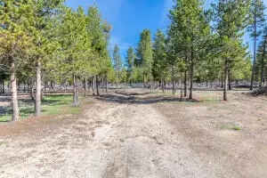 8859 Split Rail Rd, La Pine, OR 97739 photo 7