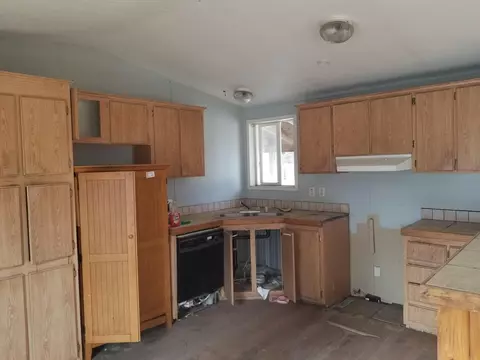 8859 Split Rail Rd, La Pine, OR 97739 photo 15
