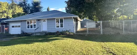 4430 Clinton Ave, Klamath Falls, OR 97603