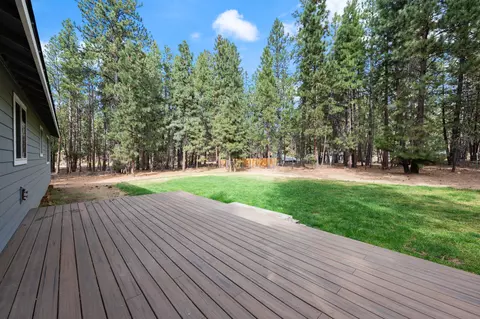 Exterior - 60026 Turquoise Rd, Bend, OR 97702 photo 4 of 11