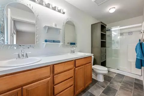 Bath - 60026 Turquoise Rd, Bend, OR 97702 photo 1 of 3