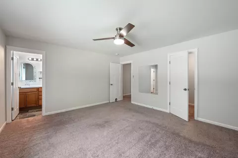 Bedroom - 60026 Turquoise Rd, Bend, OR 97702 photo 1 of 6