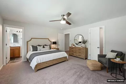 Bedroom - 60026 Turquoise Rd, Bend, OR 97702 photo 5 of 6