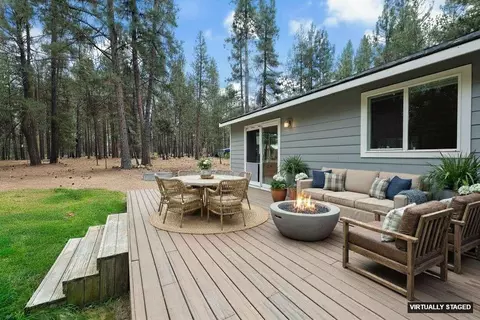 Exterior - 60026 Turquoise Rd, Bend, OR 97702 photo 6 of 11