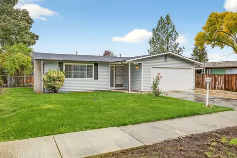 2541 Gould Ave, Medford, OR 97504