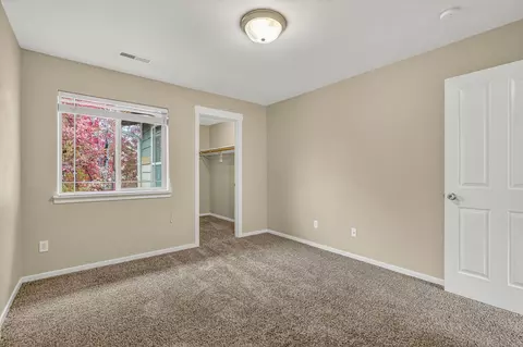 Bedroom - 21154 Ritz Pl, Bend, OR 97702 photo 3 of 4