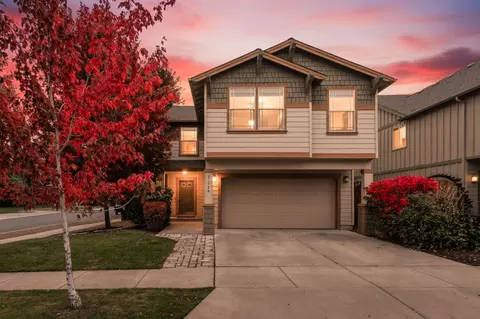21154 Ritz Pl, Bend, OR 97702