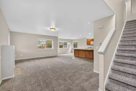 Living - 21154 Ritz Pl, Bend, OR 97702 photo 1 of 5