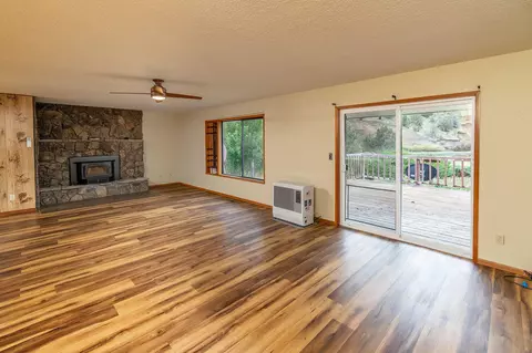33084 Cougar Mountain Rd, Mitchell, OR 97750 photo 16