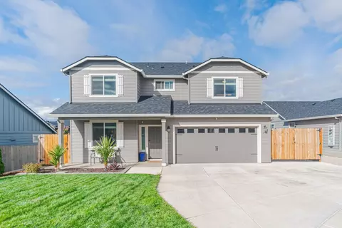 1759 Carrera Cir, Medford, OR 97504