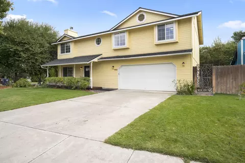 1950 NW Ivy Pl, Redmond, OR 97756