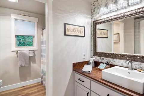 Bath - 61405 Steens Mountain Loop, Bend, OR 97702 photo 4 of 5