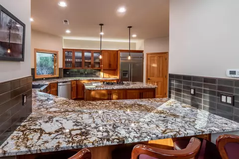 Kitchen - 3237 NW Kidd Pl, Bend, OR 97703 photo 2 of 2