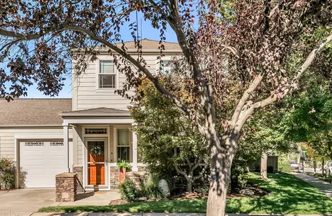 2275 Dollarhide Way, Ashland, OR 97520