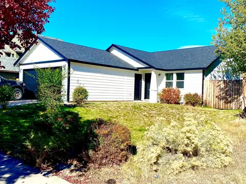 20050 Elizabeth, Bend, OR 97702