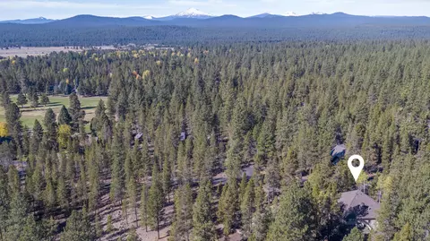 17905 Rhododendron Ln, Sunriver, OR 97707