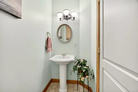 220 Pine Lake Dr, Eagle Point, OR 97524 photo 10