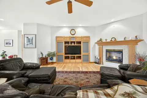 220 Pine Lake Dr, Eagle Point, OR 97524 photo 8