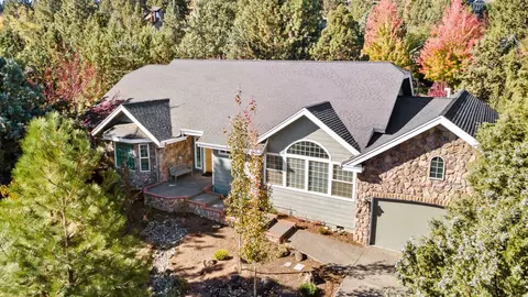 2975 NW Lucus Ct, Bend, OR 97703
