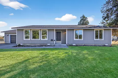 9413 SW Meadow Rd, Terrebonne, OR 97760